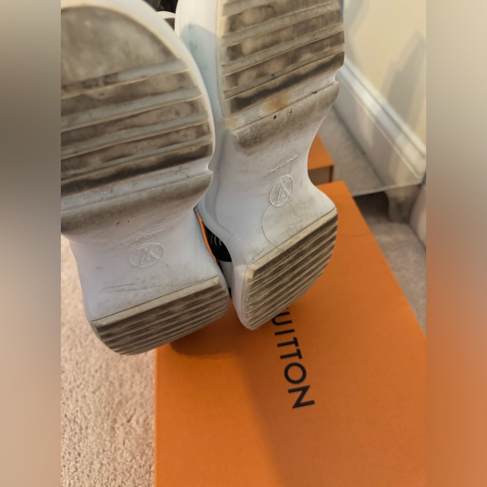 LV archlight sneaker - Picture 6 of 6